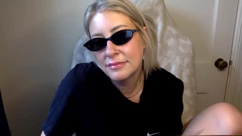 MrsPrissXO online show from May 2026 01:27:02 PM