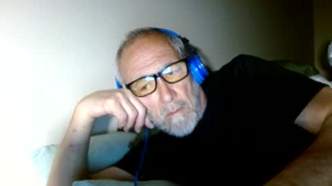 Snapshot of mrtease5 chatting on April 2026 08:28:02 PM mrtease5 online show from April 2026 08:28:02 PM