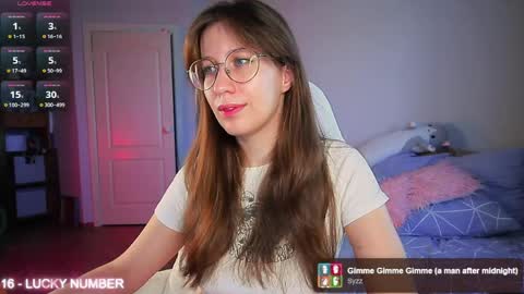 Snapshot of ms_allison chatting on May 2026 06:32:01 AM Allison online show from May 2026 06:32:01 AM