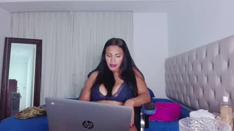 Freya online show from February 2025 02:44:02 AM