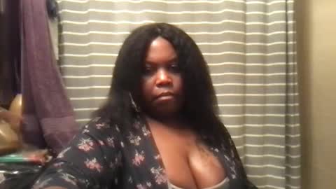 Snapshot of msjonemillion chatting on December 2024 03:04:01 AM Chocolate  Candy   Stick online show from December 2024 03:04:01 AM