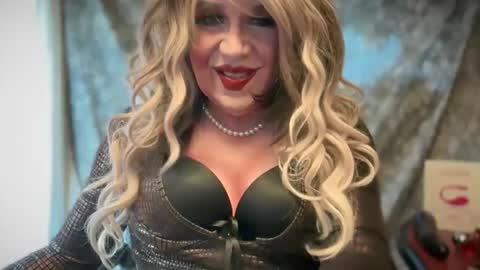 mskarentoy online show from April 2026 08:36:02 PM