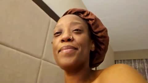 Snapshot of msmechocolate chatting on December 2024 03:15:01 AM msmechocolate online show from December 2024 03:15:01 AM