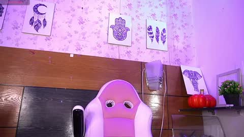 Manuela  online show from January 2025 03:26:02 AM