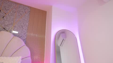 Manuela  online show from November 2025 03:16:02 AM