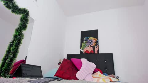 Chloe new account online show from December 2024 07:45:02 PM