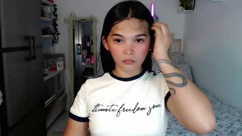 tefany online show from October 2025 01:42:01 PM