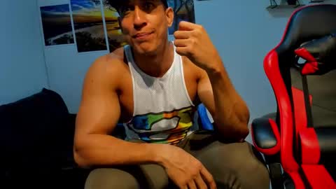 Snapshot of mstr_machotefit chatting on November 2025 02:56:02 AM mstr_machotefit online show from November 2025 02:56:02 AM