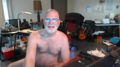 Snapshot of mt2much chatting on February 2025 11:00:01 PM mt2much online show from February 2025 11:00:01 PM