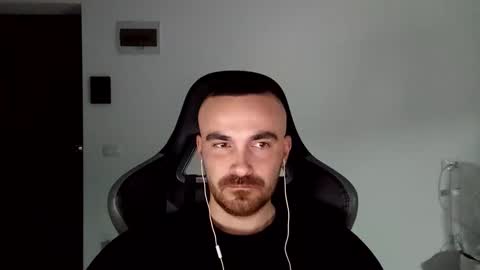 Victor online show from January 2025 06:52:01 PM