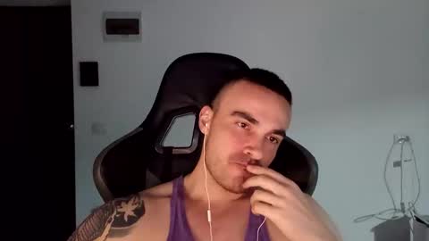 Victor online show from January 2025 07:04:01 PM