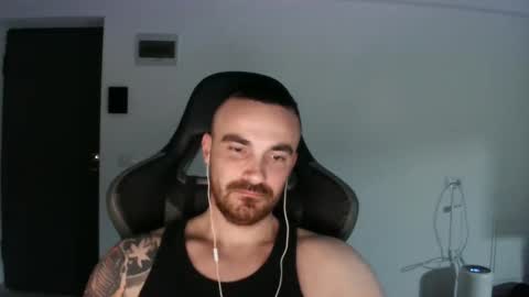 Victor online show from February 2025 07:14:02 PM