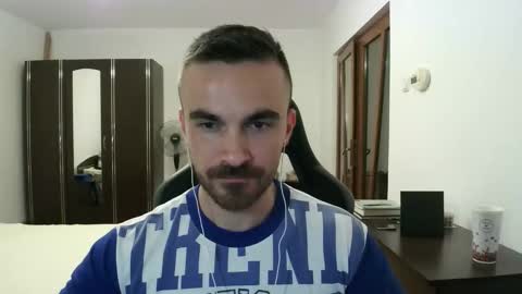 Victor online show from October 2025 04:14:02 PM