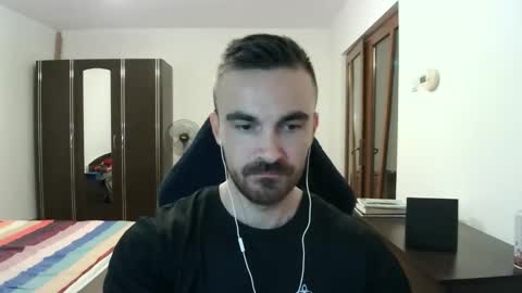 Victor online show from November 2025 04:53:02 PM