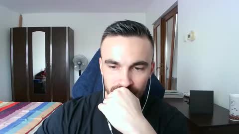 Victor online show from November 2025 10:49:02 AM