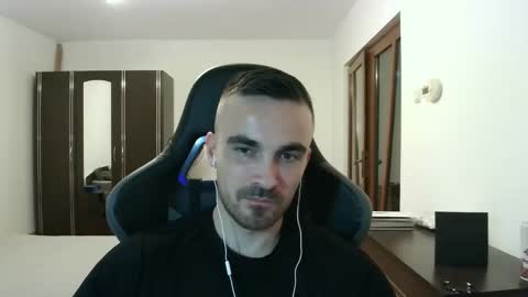 Victor online show from November 2025 05:37:02 PM