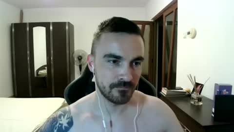 Snapshot of mu5clemania chatting on June 2026 08:51:01 PM Victor online show from June 2026 08:51:01 PM