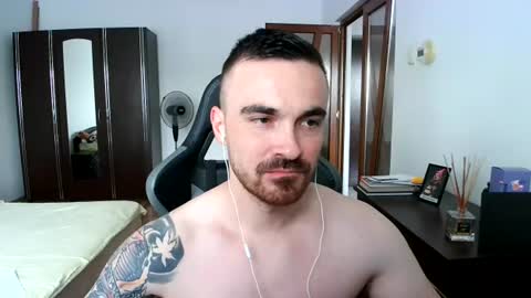 Snapshot of mu5clemania chatting on June 2026 10:58:01 AM Victor online show from June 2026 10:58:01 AM