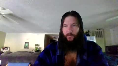 Snapshot of mudge chatting on December 2024 01:49:01 PM Mudge online show from December 2024 01:49:01 PM