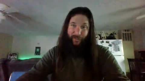 Snapshot of mudge chatting on January 2025 10:37:01 PM Mudge online show from January 2025 10:37:01 PM