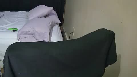 Muffdiver online show from January 2025 12:48:01 AM