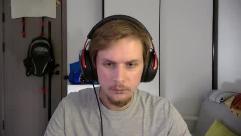 Snapshot of muffin__men chatting on January 2026 01:16:02 PM muffin men online show from January 2026 01:16:02 PM