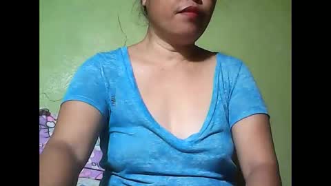 Snapshot of muffy_bunny chatting on April 2026 08:57:02 PM muffy_bunny online show from April 2026 08:57:02 PM