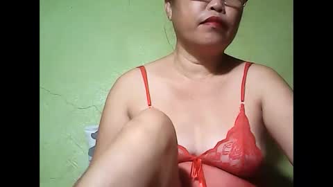 Snapshot of muffy_bunny chatting on May 2026 06:59:01 PM muffy_bunny online show from May 2026 06:59:01 PM
