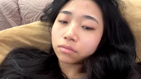 Mia online show from March 2026 03:46:01 AM