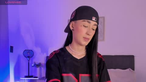 Snapshot of mulan_sheng69 chatting on June 2026 08:33:02 PM Mulan Sheng next broadcast December 4 online show from June 2026 08:33:02 PM