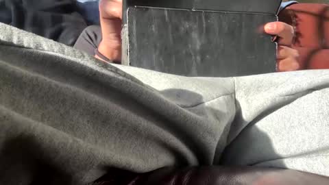 Kai online show from November 2025 08:52:02 PM