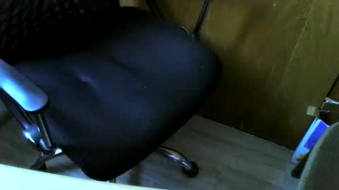 Snapshot of muller520 chatting on May 2026 03:50:01 PM muller520 online show from May 2026 03:50:01 PM