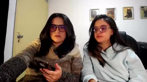 Snapshot of multiorgasmic_6 chatting on October 2025 02:53:01 AM Dani and Alex online show from October 2025 02:53:01 AM
