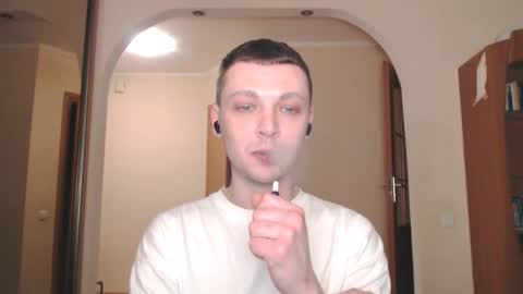 Erik online show from February 2025 12:40:02 AM