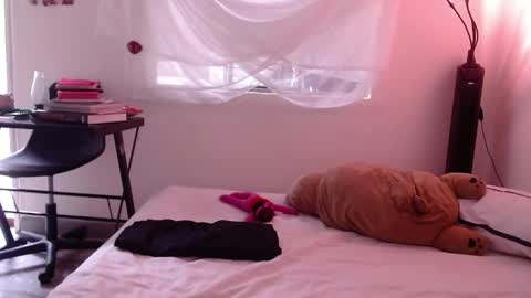 Snapshot of munchi_ chatting on May 2026 08:36:02 PM online show from May 2026 08:36:02 PM