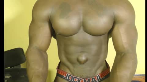 musclegod23 online show from February 2025 11:59:02 PM