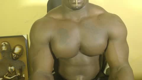 musclegod23 online show from March 2025 03:52:01 PM