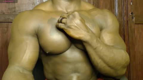 musclegod23 online show from September 2025 11:49:02 PM