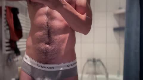 musclehair3 online show from February 2025 11:53:02 PM