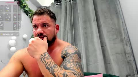 MuscleMonster31 online show from February 2025 08:11:02 AM