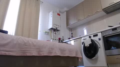 Snapshot of musclesqueen chatting on March 2025 01:14:02 PM MusclesQueen online show from March 2025 01:14:02 PM