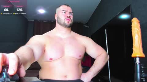 Snapshot of muscularjohnforu chatting on March 2025 05:14:02 PM click icon for peach  online show from March 2025 05:14:02 PM