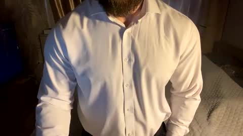 muscularjuggler online show from April 2026 01:33:01 AM