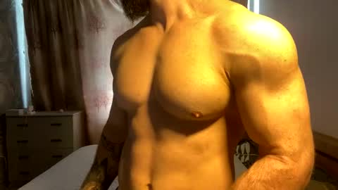 Snapshot of muscularjuggler chatting on May 2026 03:36:02 AM muscularjuggler online show from May 2026 03:36:02 AM