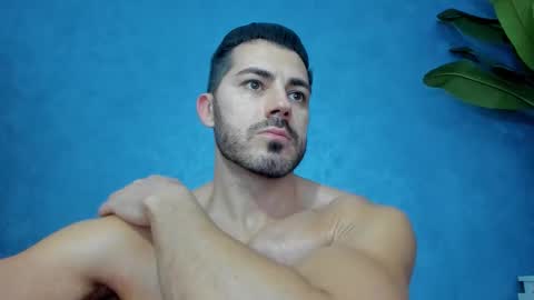 muscularmaster onlyfans online show from January 2026 09:35:02 PM