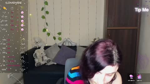 Snapshot of muse_kitty_jenia chatting on January 2025 06:56:02 PM Jenya online show from January 2025 06:56:02 PM