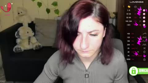 Snapshot of muse_kitty_jenia chatting on February 2025 09:28:01 PM Jenya online show from February 2025 09:28:01 PM