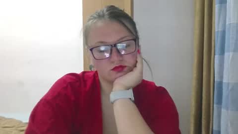 Snapshot of musechic_wild chatting on May 2026 12:06:01 AM musechic_wild online show from May 2026 12:06:01 AM