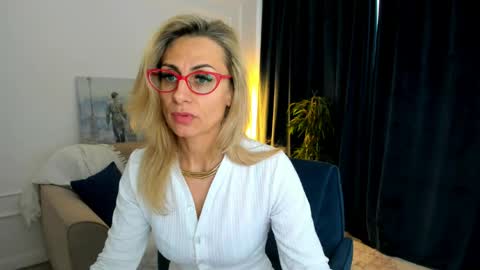 Diana online show from April 2026 11:32:01 AM