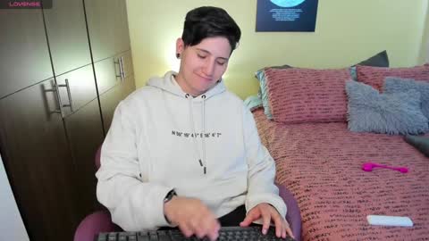 Snapshot of musicayluna chatting on January 2025 03:20:02 AM VALENTINA Luna online show from January 2025 03:20:02 AM